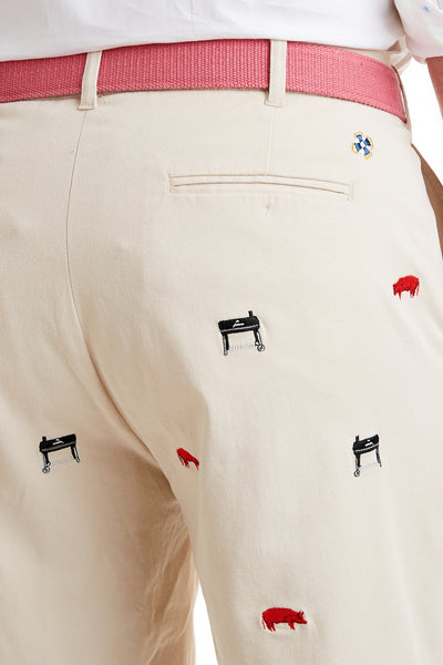 Cisco Short Stretch Twill Stone with Smoker Grill & Pig MENS EMBROIDERED SHORTS Castaway Nantucket Island